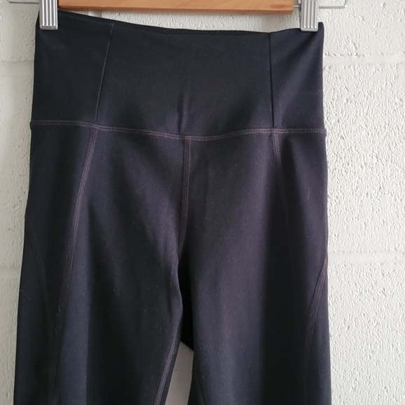 Girlfriend Collective Black Leggings - Picture 2 of 6